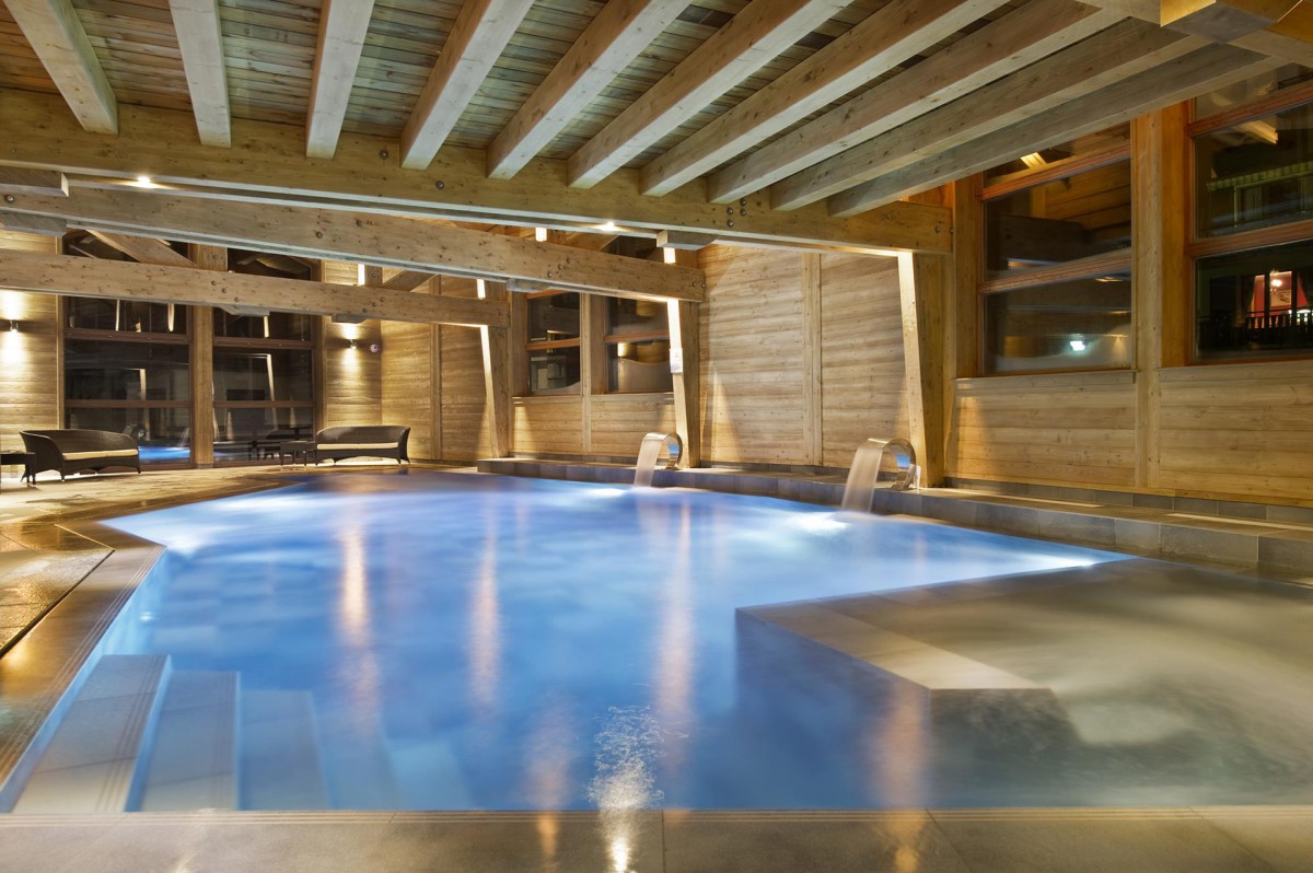 10 Mountain Spas - France Montagnes - Official Website of the French Ski  Resorts